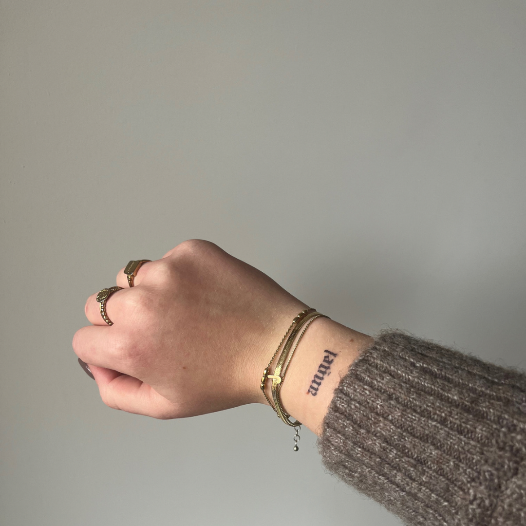 Tymczasowy tatuaż anioła