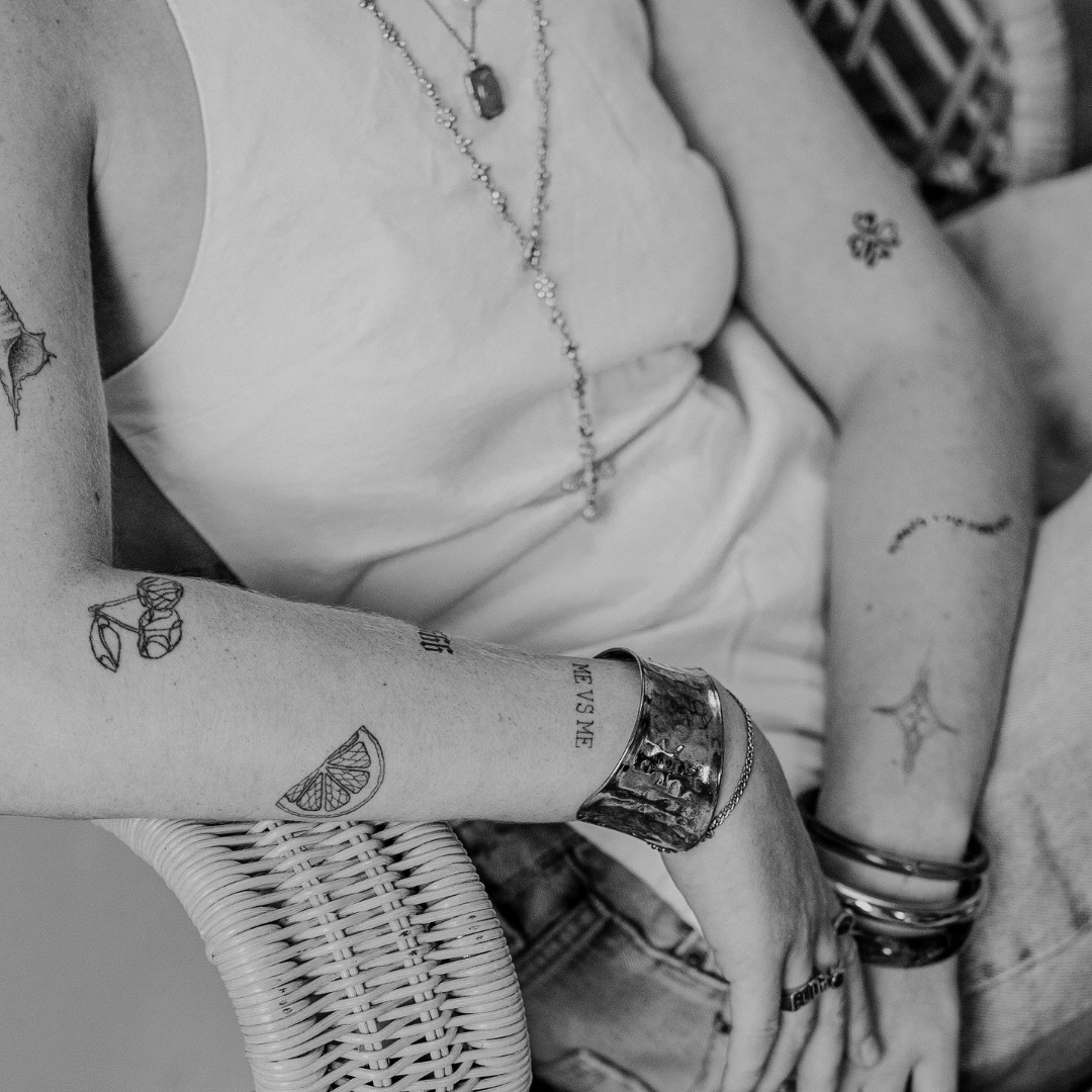 Czy tymczasowe tatuaże są bezpieczne dla wrażliwej skóry? 7 wskazówek