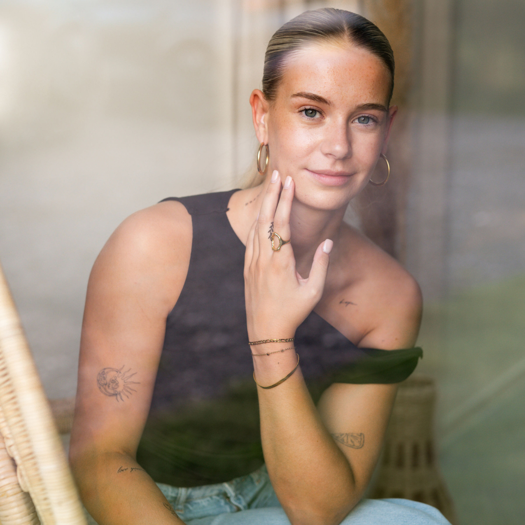 Minimalistyczne tatuaże: 7 powodów ich trwałej popularności