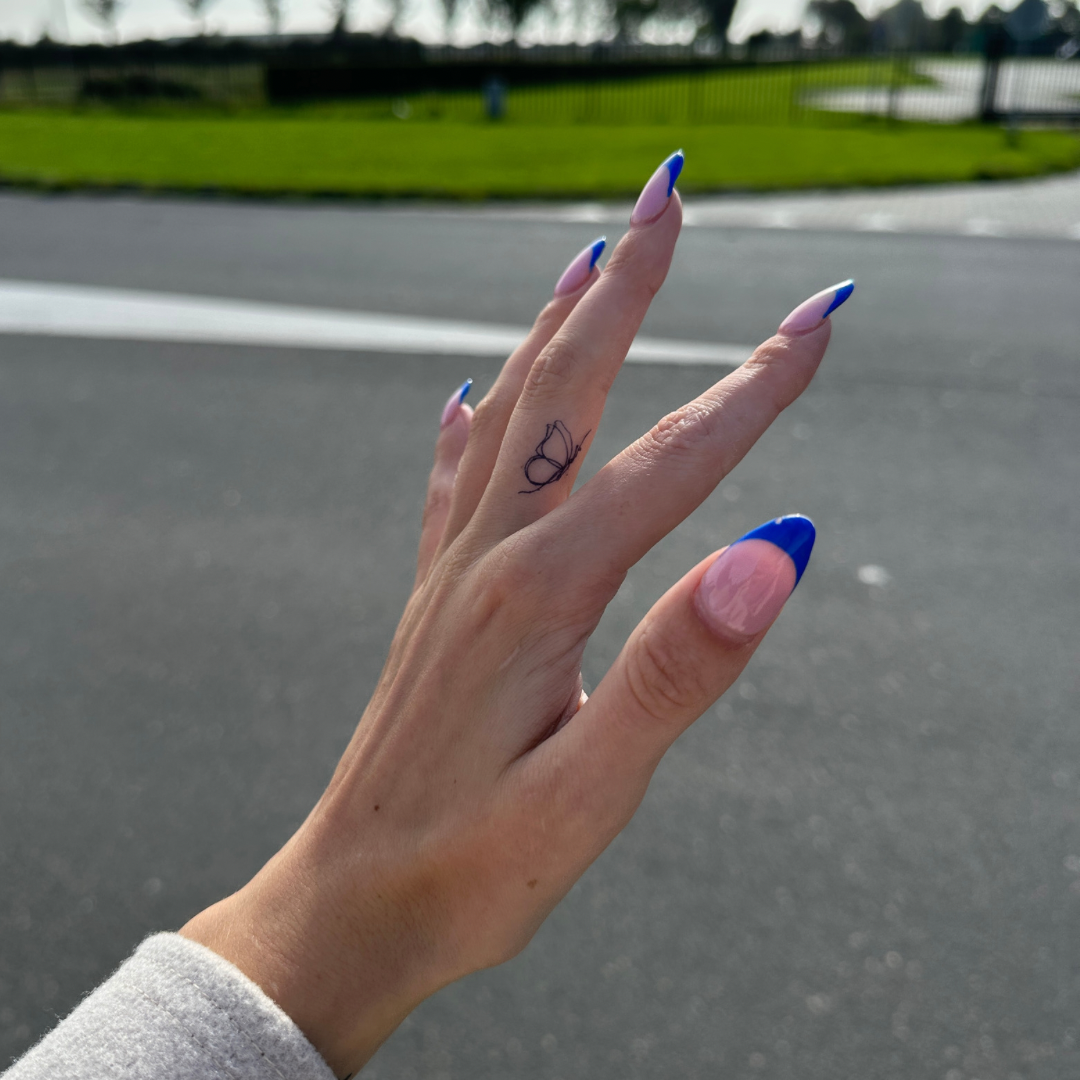 Tymczasowy tatuaż motylkowy fineline