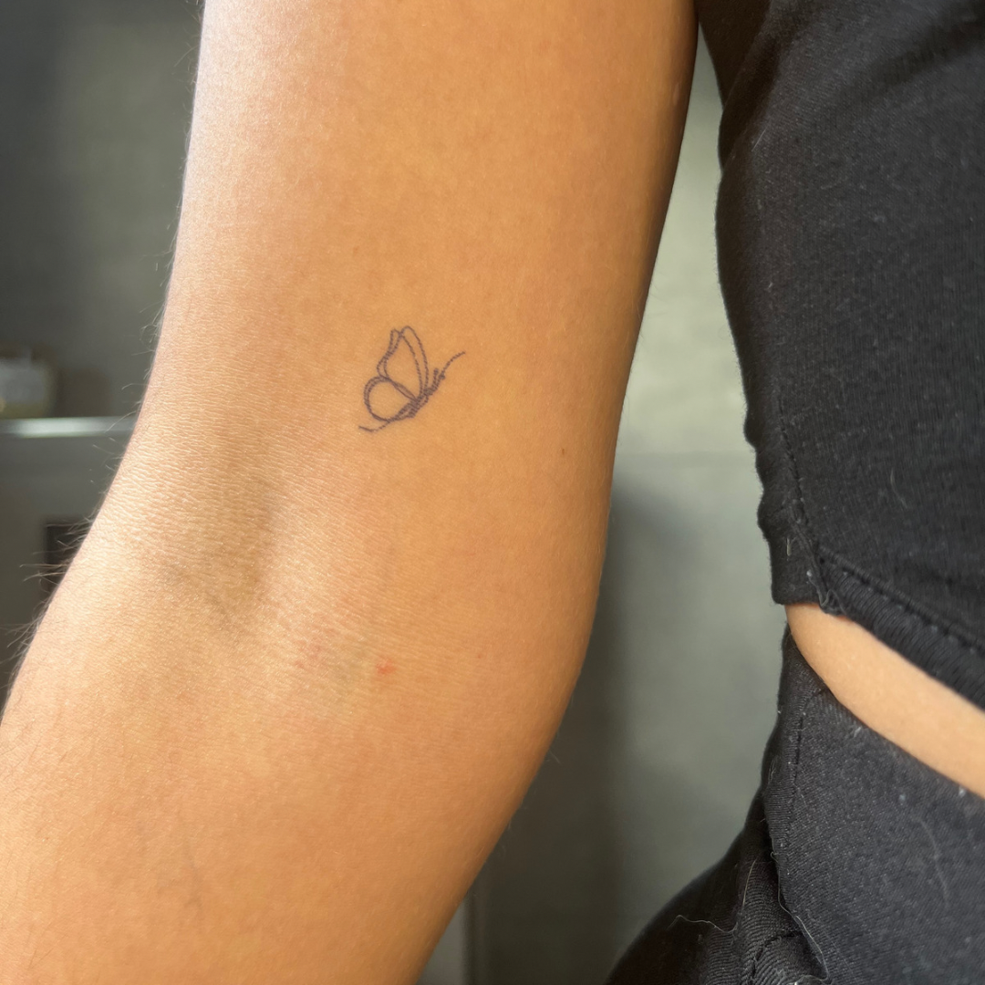 Tymczasowy tatuaż motylkowy fineline