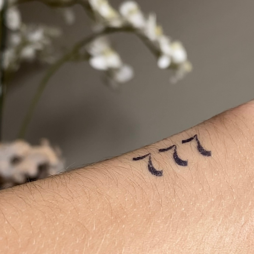 Tymczasowy tatuaż 777