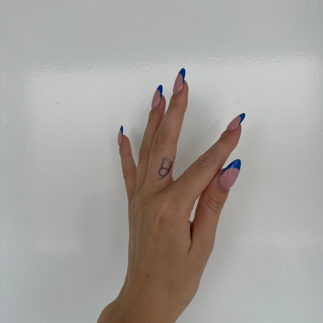 Tymczasowy tatuaż motylkowy fineline