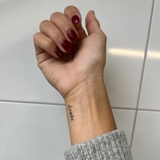 Tymczasowe wątpliwości dotyczące tatuażu