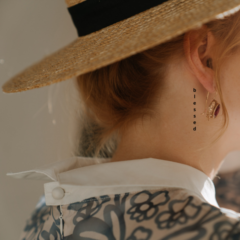 Tatuaż tekstowy Nek